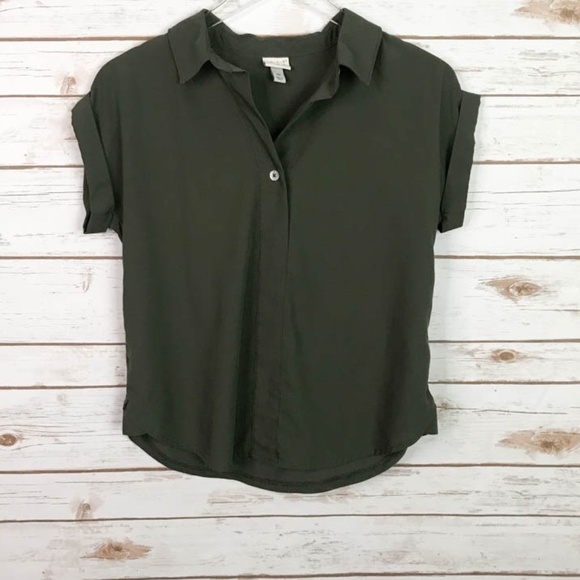 a new day Tops - A New Day short sleeve boxy olive green blouse XS
